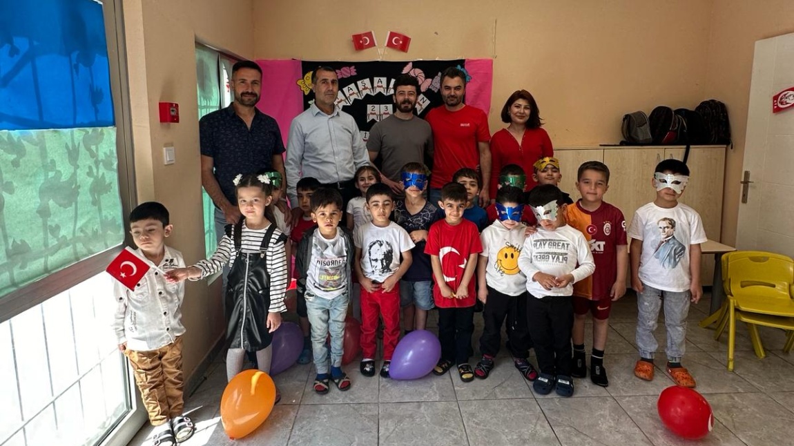 Ülgan Konukoğlu'nun Minik Üyeleri 23 Nisan'ı Kutladılar